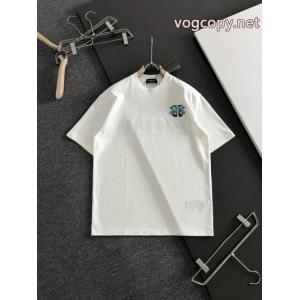 即発送最新作！ ホリデー限定 新作限定BALENCIAGA半袖Tシャツブランド スーパー コピー 通販