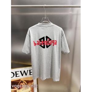 ブランド コピー 販売BALENCIAGA世代不問 大人気アイテム 今季人気絶大半袖Tシャツ