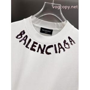 品質にこだわり 着回し力が抜群 春服コーデ2026年版BALENCIAGAコピー 通販半袖Tシャツ