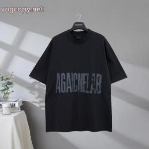 BALENCIAGAコート大人可愛い 独特の存在感 数量限定送料無料ブランド スーパー コピー 店舗