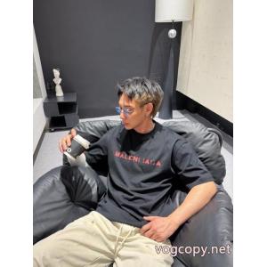 半袖TシャツBALENCIAGAセールで嬉しい入荷 最終値下げ 今年らしい優秀アイテムブランド スーパー コピー 優良店