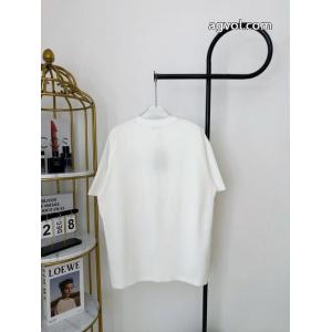 ブラッシュアップして華やかに 高級素材を採用 国内在庫有半袖Tシャツ偽物 ブランドbalenciaga