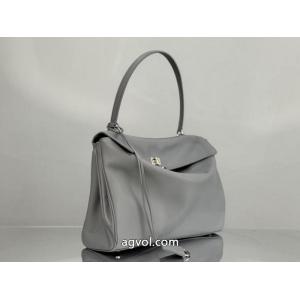 balenciagaバッグブランド コピー ショップ日本即完売予想 話題人気商品 26-26AW.