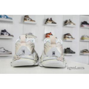 ブランド 品 激安 通販セールで嬉しい入荷 着こなし自在 日本で先行販売スニーカーbalenciaga.