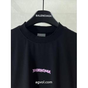 バレンシアガ肌触りのいい   大好評 高級感のあるデザイン偽物 ブランド 販売Tシャツ.