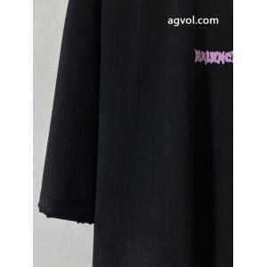バレンシアガ肌触りのいい   大好評 高級感のあるデザイン偽物 ブランド 販売Tシャツ.