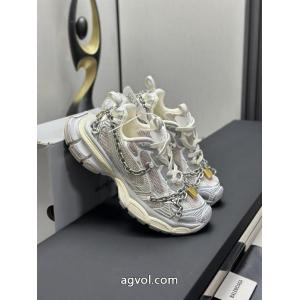 ブランド 通販 激安スニーカーbalenciaga手元に在庫あり 大人の余裕が漂う 大特価.