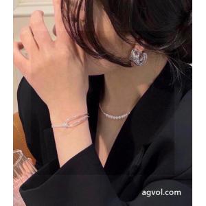 balenciaga雑誌掲載人気アイテム 有名人の愛用品 国内在庫ありイヤリングブランド 偽物 激安 通販