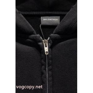 激安 ブランドトレンド感満載 透け感の持つ涼しげな印象 魅力を放つコートBALENCIAGA