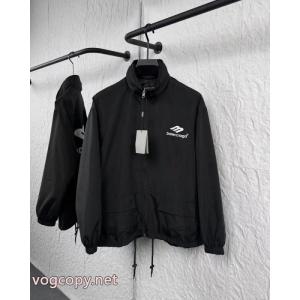 ブランド フェイクユニークなデザイン 高品質な商品 魅力を放つコートBALENCIAGA
