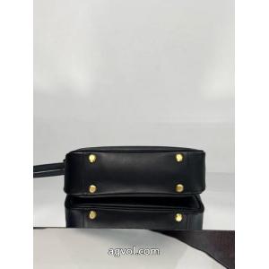 爽やかマルチ 万能に使える 使いやすいコピー ブランド 通販balenciagaバッグ.