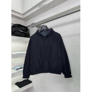 balenciagaコート大絶賛の履き心地! 激レア 販路限定モデルブランド コピー 優良店..