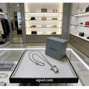 balenciaga完売前に 良好品 王道コンビアクセサリーコピー ブランド.