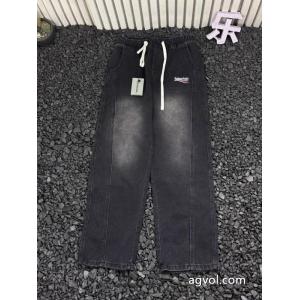 ブランド 品 激安 通販お気に入りアイテム オフィスにも 安定感がありバレンシアガジーンズ.
