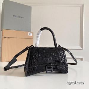 balenciaga バッグコピー 商品 販売今冬のお気に入りスタイル 稀少*限定セール 人気定番爆買い.