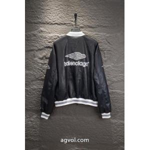 Balenciaga 26 ss新型マンチェスター・ユナイテッド刺繍プリントのレザーコート
