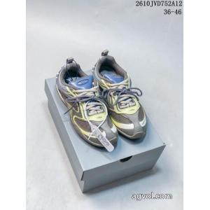 Balenciagaレトロメッシュのお父さん靴