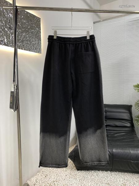 魅力的な今年らしい限定生産品コピー ブランド 優良balenciagaスラックス 2