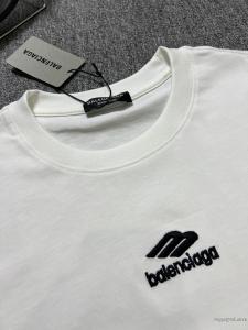 大人気セール大人の色気を印象にコピー 商品 通販半袖Tシャツbalenciaga