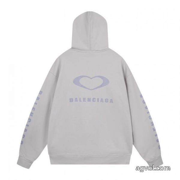 balenciagaハートロゴプリントのパーカー 4