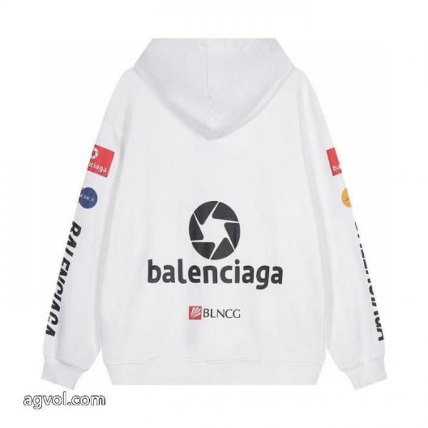 パーカーbalenciaga偽物 ブランド必需品映え度MAX 5