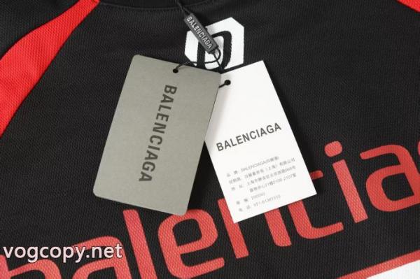 ブランド 偽物品質感 HOT本物保証 お得な長袖TシャツBALENCIAGA 3