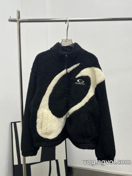 ポップ 超HOT新品商品 最安値間違いなしコピー ブランド 通販 安心コートbalenciaga 0 