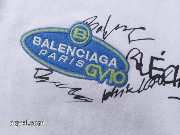 上質上品 新作追加 オリジナルbalenciagaブランド コピー 着払いパーカーコート 5 