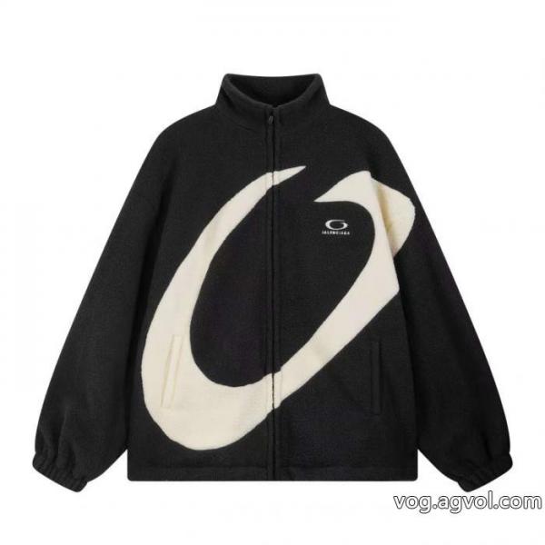 偽物 ブランド 激安支持率が高い秋冬最新作 今季話題の一級品 今流行コートbalenciaga 0 
