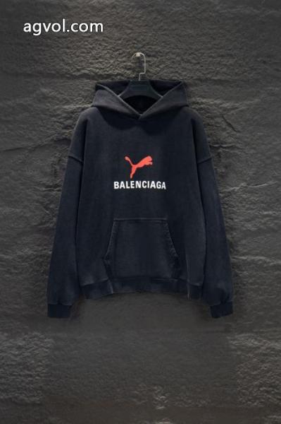 パーカー高級感溢れる 注目美品 買い得ブランドスーパーコピー2025balenciaga 1