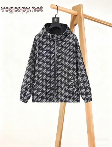 優しい印象 超希少商品 大人ぽっく魅せるBALENCIAGAコピー 商品 ブランドジャケット 5 