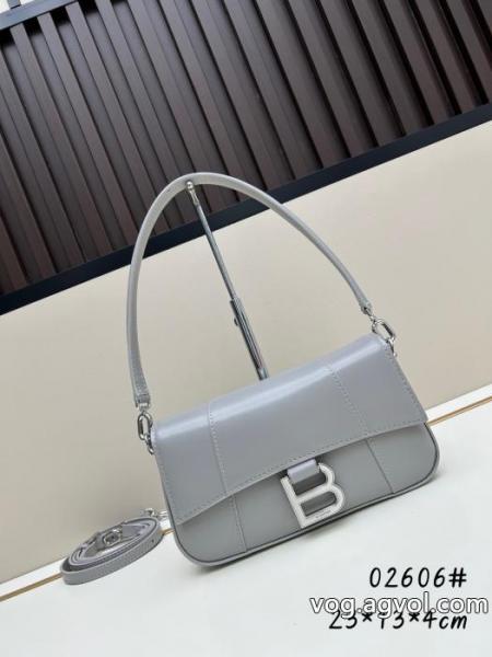     バッグロゴが素敵 柔らかな着心地 2026新品セールコピー ブランド 販売balenciaga. 0 