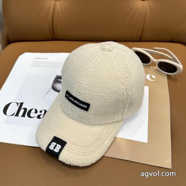 balenciagaブランド コピー 品    帽子セレブや芸能人からも愛用 2026?2026秋冬流行色紹介 一味違うケーブル編みが魅力満点. 6 