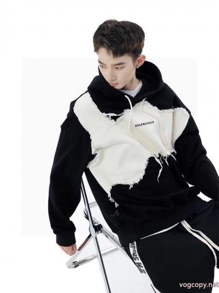 コピー ブランド 通販 安心パーカーBALENCIAGA圧倒的な高級感 SALE 2026 数量限定再入荷 0 