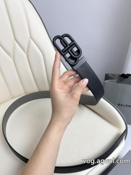 ブランド コピー 販売バレンシアガNewアイテム 使いやすい 2026年秋冬コレクションに見る ベルト. 0
