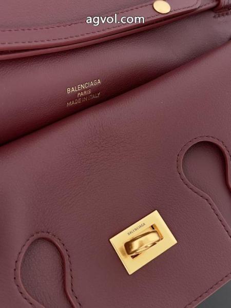     バッグ秋冬物先行発売  安心の追跡案内 驚きの再入荷balenciagaブランド スーパー コピー. 5 