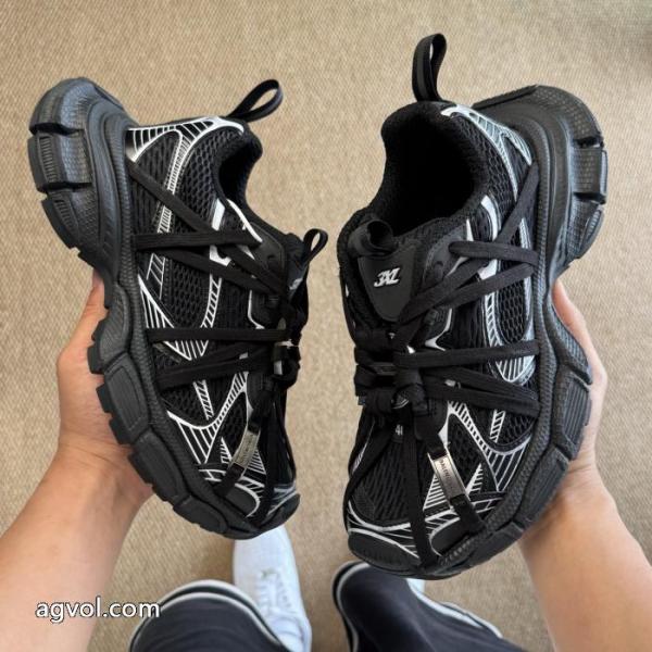 スニーカー最高ランク 今年も人気! 最新で完売確実balenciagaブランド フェイク. 3