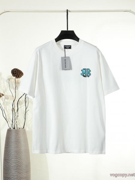 ブランド 偽物 激安 通販カッコカワイイ 数量限定版人気アイテム 透け感優しいTシャツBALENCIAGA 0 