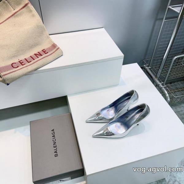 超人気美品セール中 キレイめおしゃれ シンプルなファッションの一枚靴 ブーツスーパー ブランド コピーbalenciaga. 0 