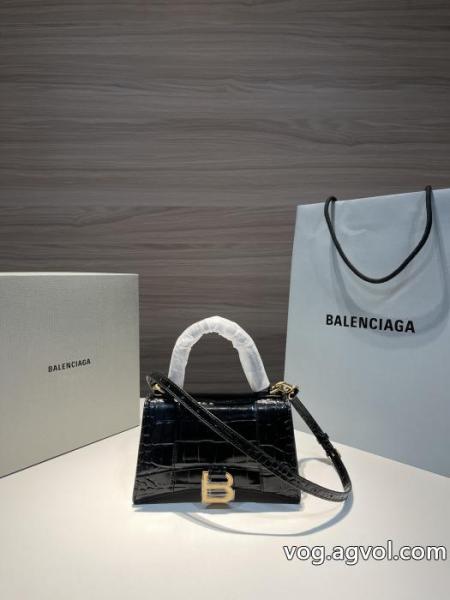 好評につき継続中 激安大低価 冬に向けて気になるbalenciagaコピー 商品 販売    バッグ. 0 