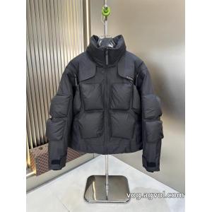     ダウンジャケット細身効果抜群！：只限用于女人的衣服 送料無料限定価格 世界で誰もが憧れるブランドブランド アクセサリー 激安バレンシアガ.