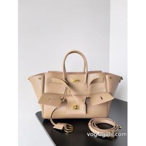 バレンシアガ    バッグ早期完売 数に限りがある 今年らしいブランド 品 スーパー コピー.