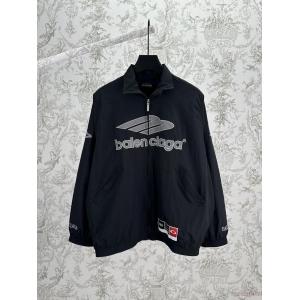 2026年トレンド感が強い 新作限定セール 今季新作BALENCIAGAコピー ブランド 優良ジャケット