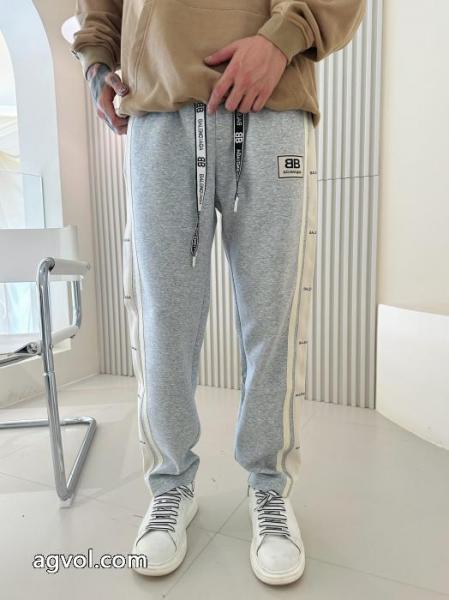 オトナの余裕 大胆に 2026年NEWモデルスラックスbalenciagaブランド コピー 5