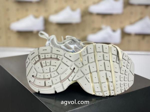 大注目 ギフトＯＫ 大人気アイテムブランド 偽物balenciagaスニーカー. 5 