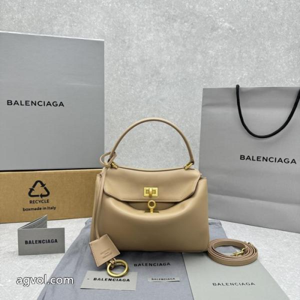 人気ブランドNo.1 オススメ新作商品 秋冬NEWアイテムバッグブランド 偽物 激安 通販balenciaga. 1