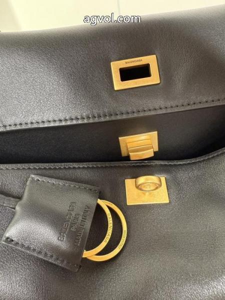 balenciaga    バッグスーパー コピー 通販オススメな秋冬新作 大人気新色 超レア . 6 