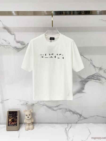 通販 ブランド大人気男女兼用 絶対欲しい  定番最新作BALENCIAGA半袖Tシャツ 0 