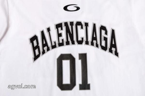 balenciagaバッグブランド 品 スーパー コピー個性的なモデル 衝撃セールで破格 カジュアルに着こなし.. 6