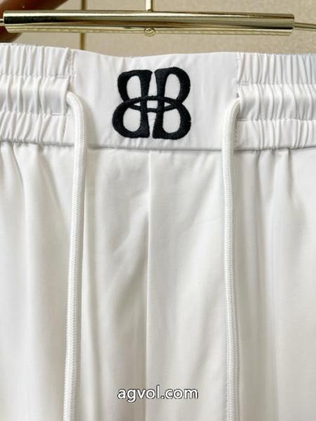 ブランドスタイルが継続的に人気 26ss春夏新作　VIPSALE 激レアアイテムbalenciagaジーパンスーパー コピー 販売.. 6 